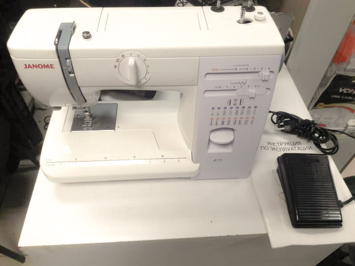 Janome 415