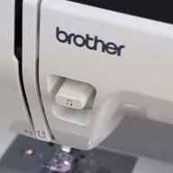 Електромеханічна швейна машинка Brother HF 27 STRONG &amp; TOUGH - Електромеханічна швейна машинка Brother HF 27 STRONG & TOUGH