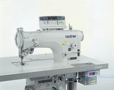 Промислова швейна машина зигзаг Brother Z-8550A-A31